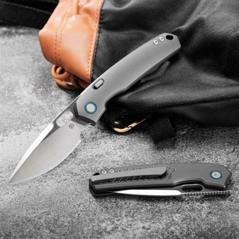 Vosteed knives europe  DESIGNED TO BE FLEXIBLE