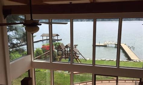 Vrbo bellingham lake whatcom  The 3 bedroom, 2 bathroom space has plenty of space for a family, a few couples or a small group of friends