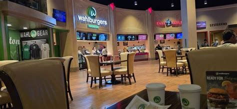 Wahlburgers dayton ohio  Dayton anchors the state's fourth-largest metropolitan area, the Dayton metropolitan