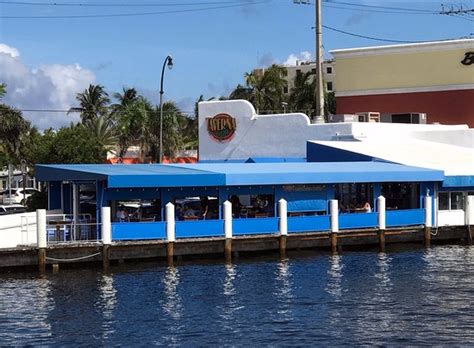 Waterfront dining hollywood florida  Improve this listing