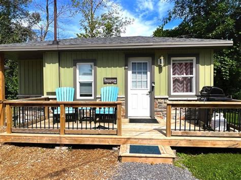 Waupoos cottage rentals  Stays