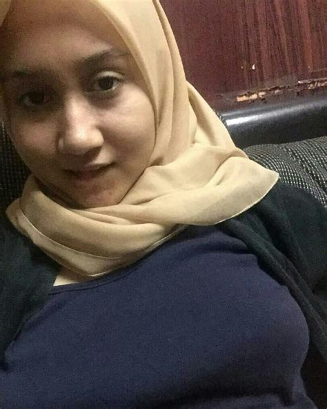 Wawa sheera zip Awek Melayu Tetek Besar