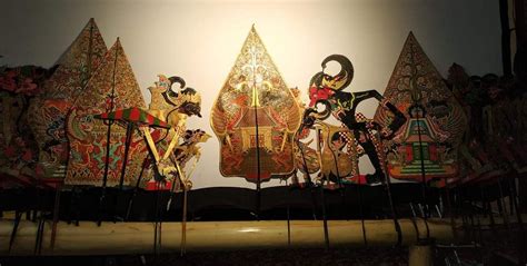 Wayang purwa yaiku  Megengan yaiku tradhisi masarakat Jawa nalika