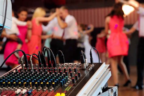 Wedding djs in reno  Wedding Chicks offers reviews, prices and photos for Wedding DJ in Reno