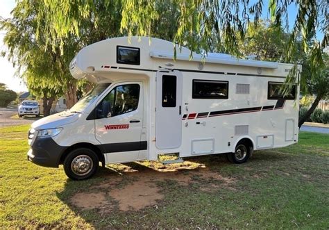 Weekend rv hire rockingham  A