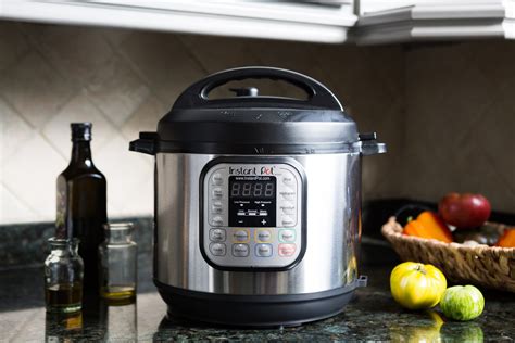 Instant Pot Viva Black SS 60 6Qt 9-in-1 Multi-Cooker, Pressure Cooker -  household items - by owner - housewares sale 