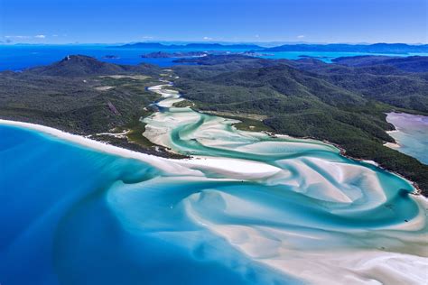 Whitehaven beach holiday packages 9% pure silica sand that graces the 7 km long beach