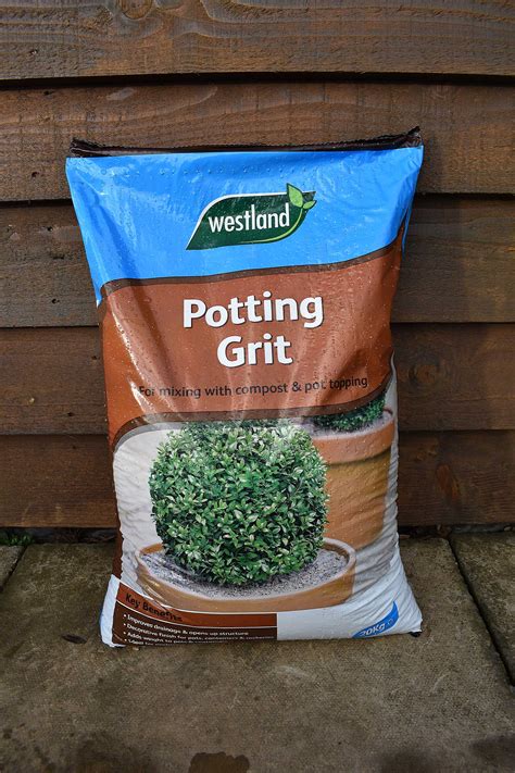 Wickes potting grit Showing 1 to 21 of 23 total