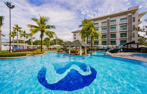 Widus hotel clark Widus Hotel and Casino Clark is located in Clark Freeport Zone Pampanga, 5 minutes away from Clark International Airport (CIA) which offers both local and international flights via different Airlines and 5 minutes away from Duty Free Shops