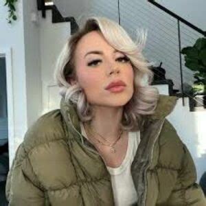 Woahkenzy of  TikToker WoahKenzy, who said she is 5’6 and 200lbs, filmed a fashion haul of Kim Ka…About Press Copyright Contact us Creators Advertise Developers Terms Privacy Policy & Safety How YouTube works Test new features NFL Sunday Ticket Press Copyright