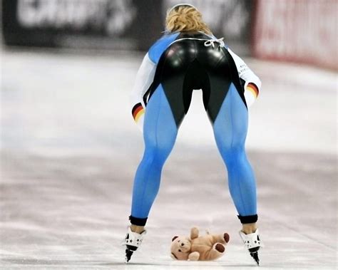 Hindexixe - Women ice short track ass pictures Positions to slef suck ones penis
