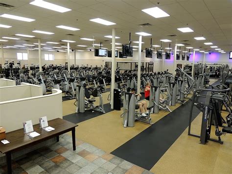 Womens only gym reisterstown Starting in the late 1960s Elaine Powers, a chain of no-frills “figure salons,” promised women the ultimate dream: “get back to a dress size you’re proud of