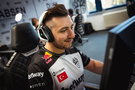 Xantares inventory  We research and provide accurate data, guides, analysis, and reviews on the most used computer hardware and in-game settings of professional gamers