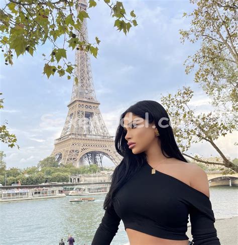 Yara paoli escort com 8 min hd 99% high class escort Paris Anabella sees a special client 3 min hd 100% Shemale YARA PAOLI available in Paris 2