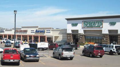 Ykn chisholm shopping center for lease  Virtual Tour