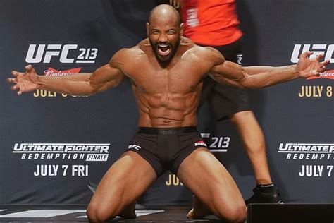 Yoel romero shit himself He's asking him "Do you remember that time?" Motherfucker he doesn't know what just happened 1 minute ago