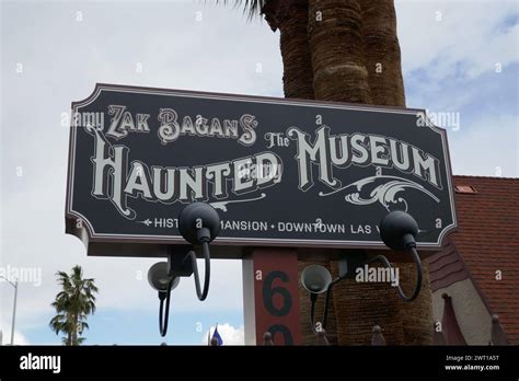 Zak bagans museum discount code  Children under the age of 14 are not permitted, and 14 to 17-year-olds must be accompanied by an adult — proof of age is required for all guests who tour the museum