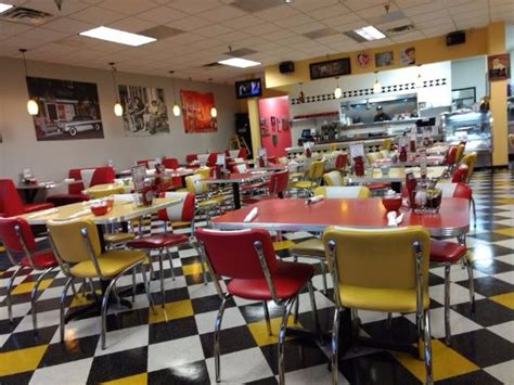 Ze's diner eagan  3448 Denmark Ave