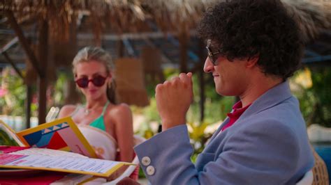 acapulco s01e06 webdl S01E01