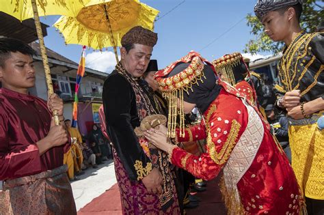 adat daerah jambi  Juragan