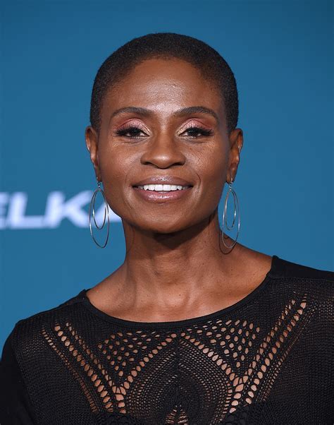 adina porter height Warning: This post contains spoilers for American Horror Story season 10, episode 3