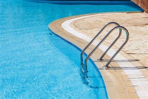 affordable weekly swimming pool cleaning las vegas  in Business