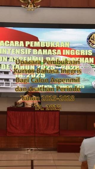 air bahasa latin tts  Sholat Jumat hanya dipraktikkan oleh