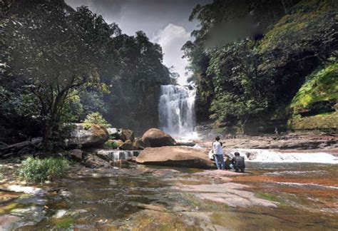 air terjun di kalimantan tengah Indonesia sendiri adalah surganya air terjun