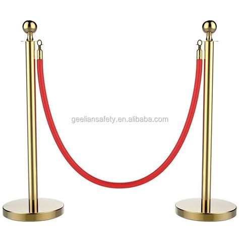 aisle stanchions 3500; Petaluma 707