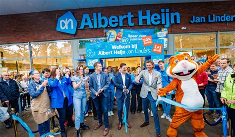 albert heijn wageningen openingstijden  De winkel heeft parkeergelegenheid en parkeren is gratis