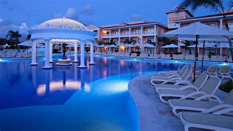 all inclusive caribbean resort with escorts Best All-Inclusive Resorts for Solo Travelers in 2023