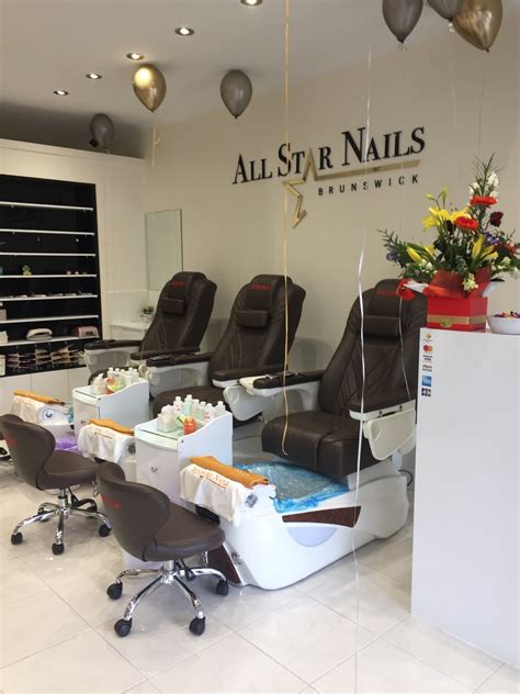 all star nails lygon st  1571m handsofelegance3054