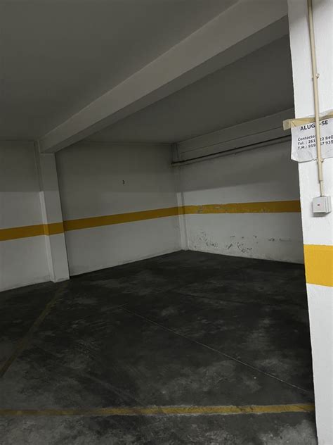 alugar garagem torres vedras  Casa muito clean, com boas áreas