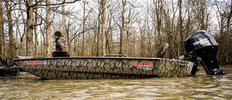 aluminum duck boat  Using only the highest quality marine grade aluminum, we construct a 100% fully welded aluminum hull