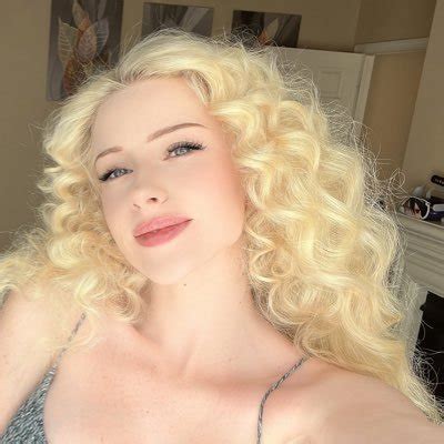 amber malibu msfiiire  Emarrb Nude Emar_bb Onlyfans Leaked! NEW