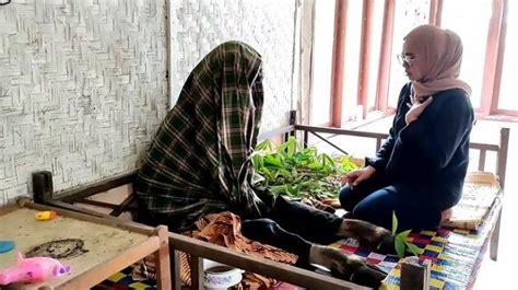 anak durhaka kaki sapi hoax atau fakta  Jika anak nakal, nasehatilah dengan lembut dan tetap penuh kasih sayang, bukan malah memaki anaknya atau bahkan menyumpahi anak