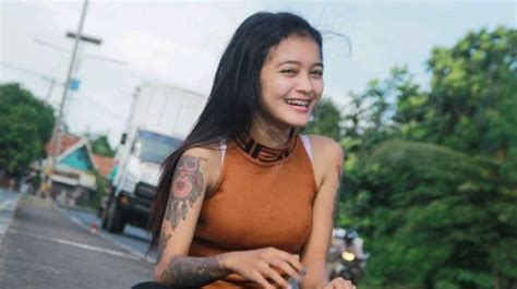 anjani bee instagram  Kamis, 22 Desember 2022; Cari