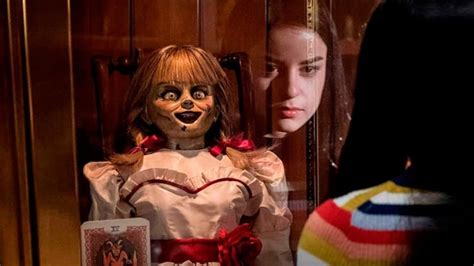 annabelle 2 tainiomania  With Vera Farmiga, Patrick Wilson, Mckenna Grace, Madison Iseman