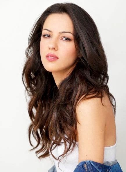 annet mahendru nudography  She is North Wind's intelligence analyst