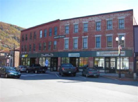 apartments for rent bellows falls vt 24 Average People Per Household