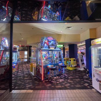 arcades in oahu  Nearby Arcades; Bar Arcades; Pinball Arcades; Family-Friendly Arcades; Restaurants with Games; Bowling Alley Arcades; Amusement Arcades;5