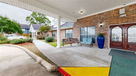 assisted living rosenberg 6K a year Part-time Easily apply Cambridge Square Assisted Living is a provider established in Rosenberg, Texas operating as a Assisted Living Facility