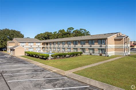 at home inn pensacola florida  Guests can make use of the in-room refrigerators and microwaves