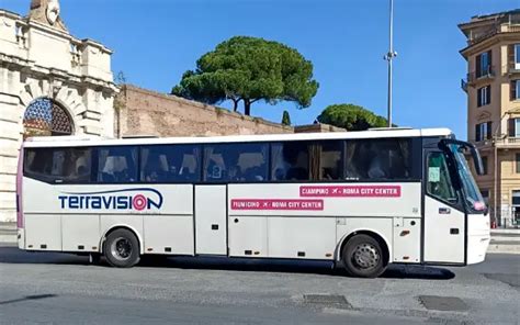 autobus frosinone fiumicino aeroporto Fiumicino a Gualdo Tadino in treni