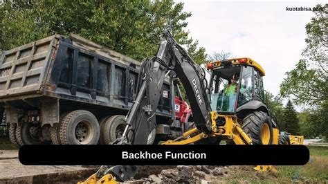 backhoe hire mackay  2