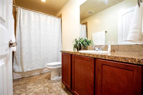 bandera ranch townhomes hobbs nm  The professional leasing staff is waiting to show you all that this community has to offer