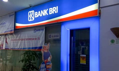 bank bri buka jam berapa hari ini  Selain hari tersebut maka bank BRI tutup dan tidak melayani nasabah