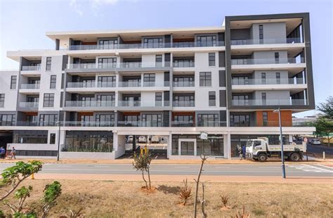 bank repossession flats in umhlanga ridge 2 Bed Apartment in Umhlanga Ridge, Modern, Secure,