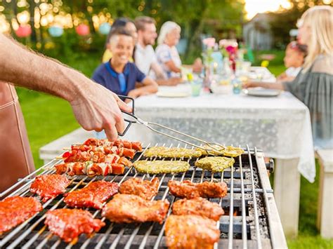 barbecue thuisbezorgd de lier  Ruime keuze uit heerlijke barbecuepakketten, voor liefhebbers van vis, vlees of vegetarische snacks