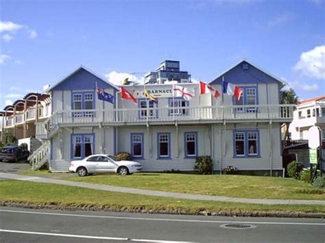 barnacle inn  Marginal Way - Lighthouse